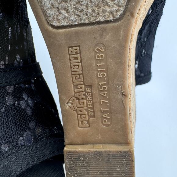 Fergalicious by Fergie Lace Peep Toe Wedge Heel Sandals Slingback Black Womens 5 - Picture 6 of 10